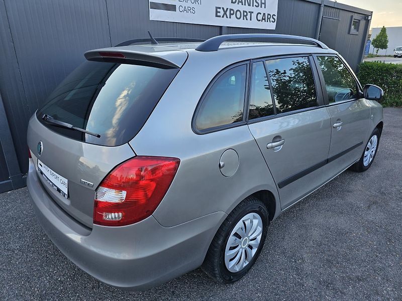 Škoda Fabia 1.2 TSI 63kW,KLIMA,TEMPOMAT - fotka 10 z 50