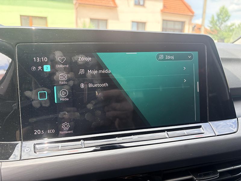 Volkswagen Golf 1.4TSI HYBRID VIRTUAL LED - fotka 26 z 50