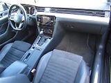 Volkswagen Passat (2022) 2.0 TDI DSG 147kW  MATRIX - náhled 15