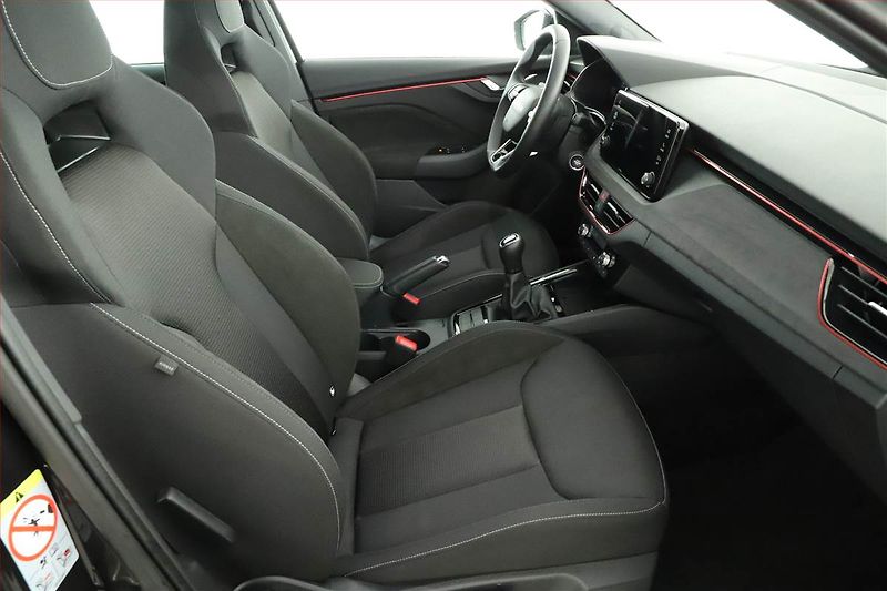 Škoda Kamiq (2024) 1.0 TSI, Drive, FullLed - fotka 7 z 13