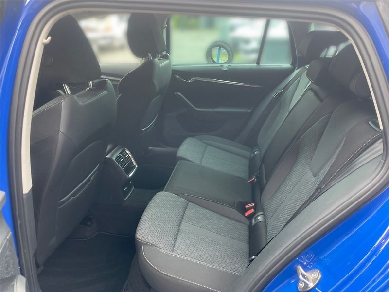 Škoda Octavia 1,5 TSI Style - fotka 8 z 11