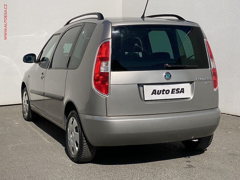 Škoda Roomster (2012) 1.6 TDi, Family, TZ - fotka 6 z 18