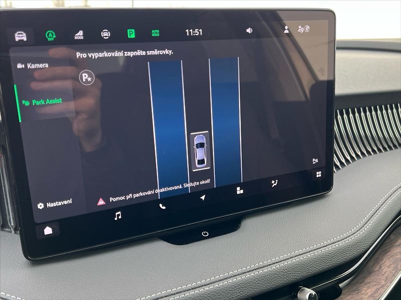 Škoda Superb 2,0 TDi 110 kW 7DSG L&K  IV. - fotka 28 z 32