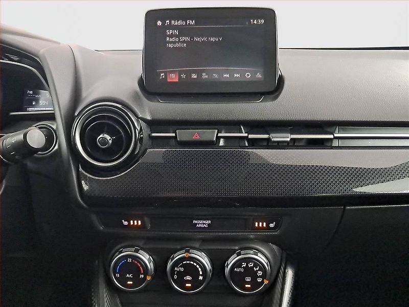 Mazda 2 (2019) 1.5 16V, ČR,1.maj, Tempomat - fotka 12 z 20