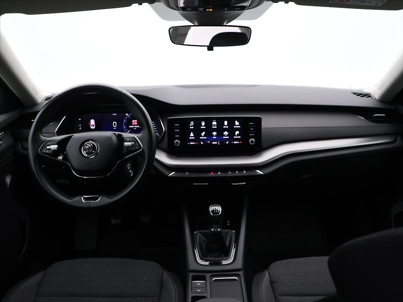 Škoda Octavia 2,0 TDI 85kW Ambition Tažné - fotka 17 z 24