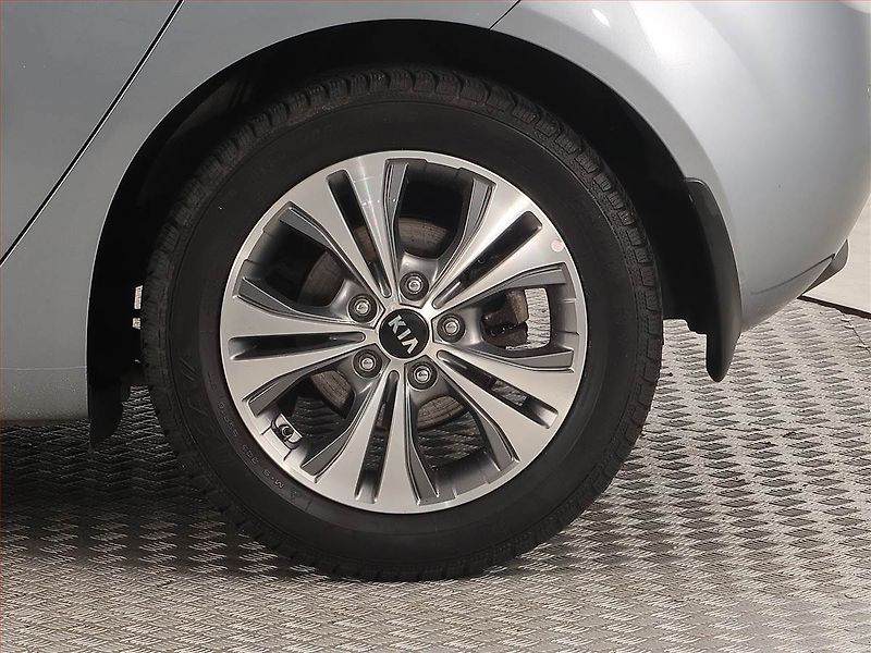 Kia Venga (2019) 1.6 CVVT, Automat, Serv.kniha - fotka 15 z 19