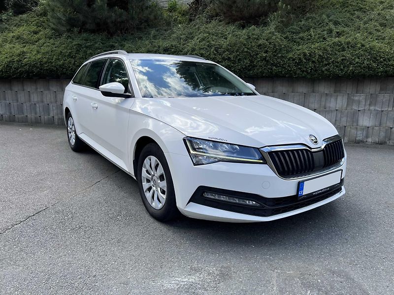 Škoda Superb 2.0 TDi 110 kW FACELIFT MR2020 - fotka 3 z 13