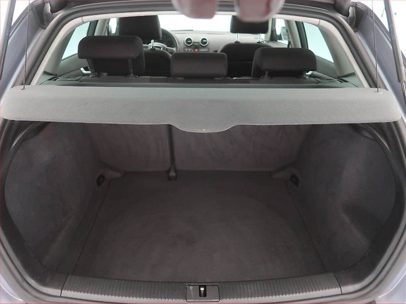 Audi A3 (2005) 1.6, po STK, v provozu - fotka 11 z 13