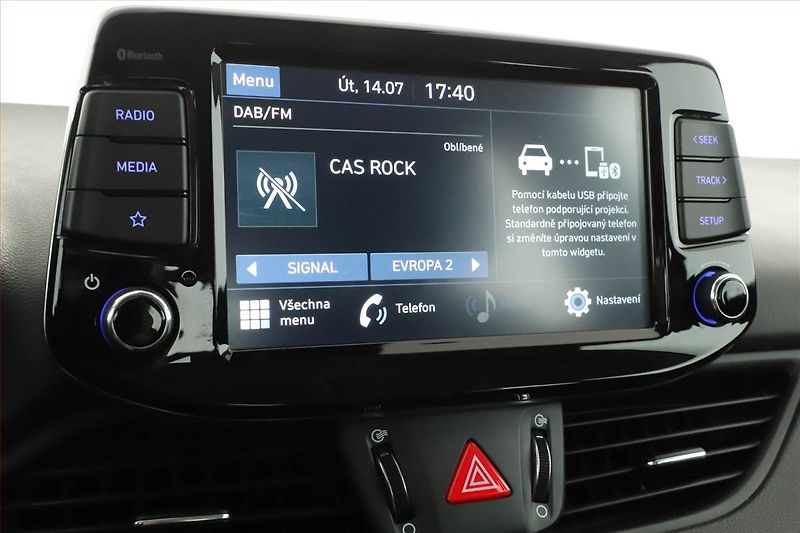 Hyundai i30 (2021) 1.5 DPI, Tempomat - fotka 13 z 18