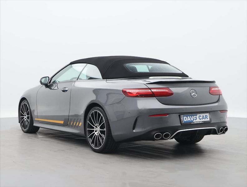 Mercedes-Benz Třídy E 3,0 53 320kW AMG 4Matic+ DPH - fotka 5 z 53