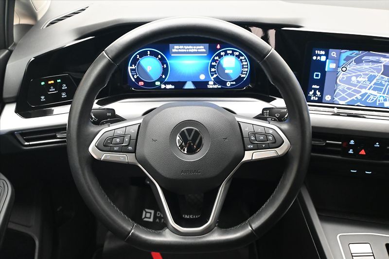 Volkswagen Golf 2,0 TDI 110kW DSG Life Záruka - fotka 18 z 29