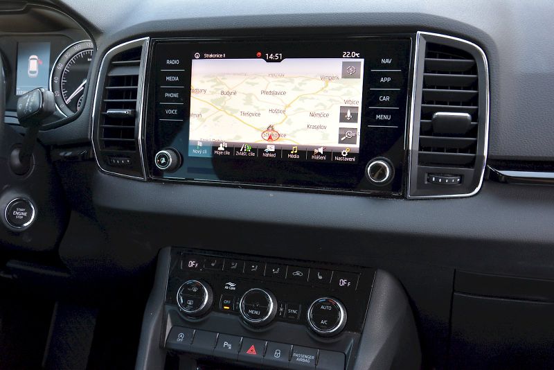 Škoda Karoq (2019) 1.5 TSI 110 KW Style DSG 7 Aut - fotka 21 z 26