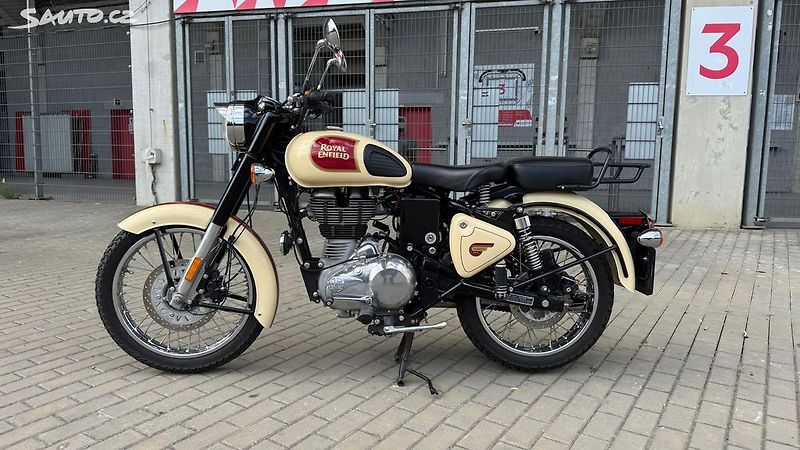 Royal Enfield Bullet Classic EFI 500 25t.km - fotka 2 z 16