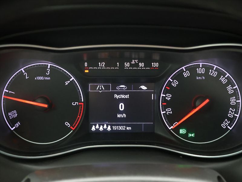 Opel Zafira 2,0 CDTI 125kW OPC-Line 7-Míst - fotka 16 z 31