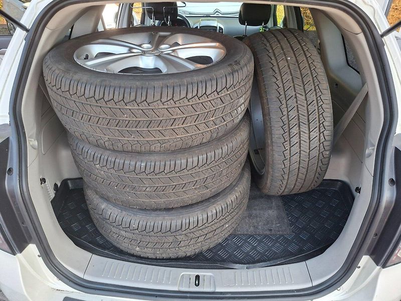 Chevrolet Captiva (2013) 2.2CDTI 135kW 4WD -NOVÉ V ČR - fotka 35 z 43