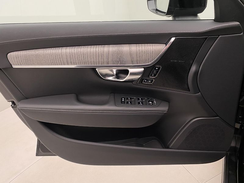 Volvo V90 CC B5 AWD BRIGHT PLUS AUT - fotka 7 z 63