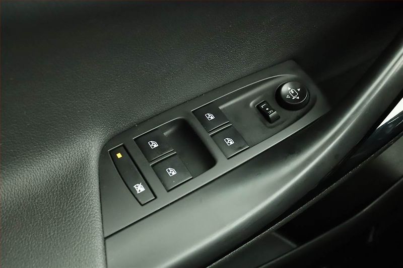 Opel Astra (2022) 1.5 CDTI, Tempomat - fotka 12 z 18