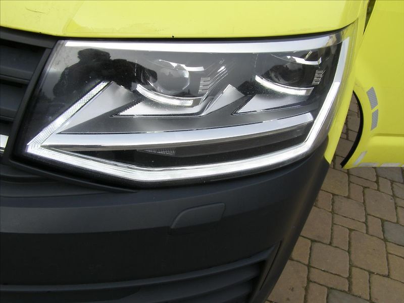 Volkswagen Transporter 2,0   150KW 4x4 DSG - fotka 11 z 34