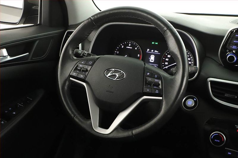 Hyundai Tucson (2020) 1.6 CRDi, 4X4, Serv.kniha - fotka 8 z 14