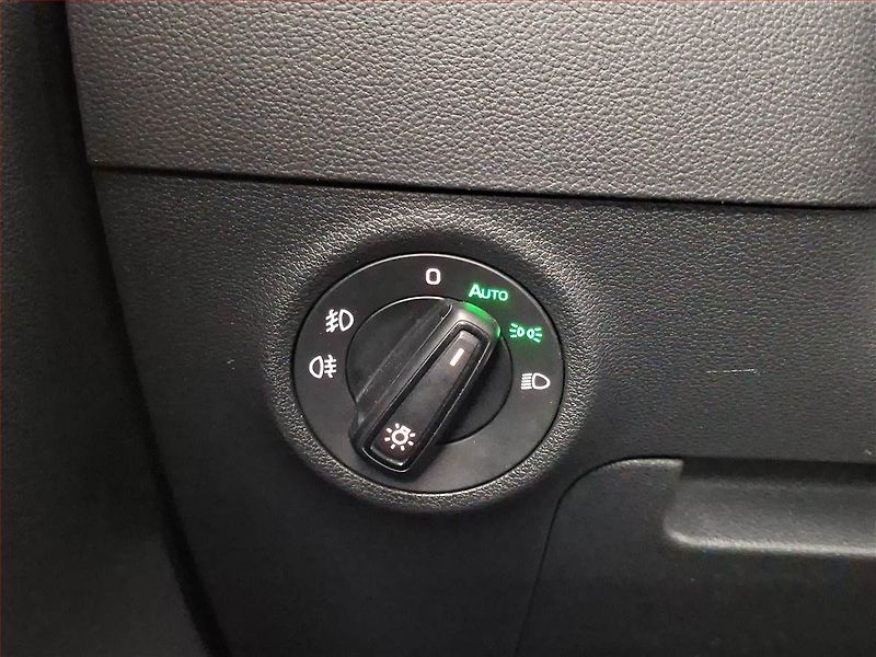 Škoda Karoq (2019) Sportline 1.5 TSI - fotka 20 z 21