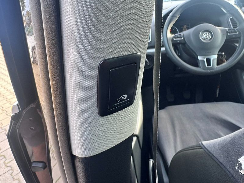 Volkswagen Sharan (2014) 2,0 TDI 130 KW ROZVODY 2. MAJ - fotka 32 z 45