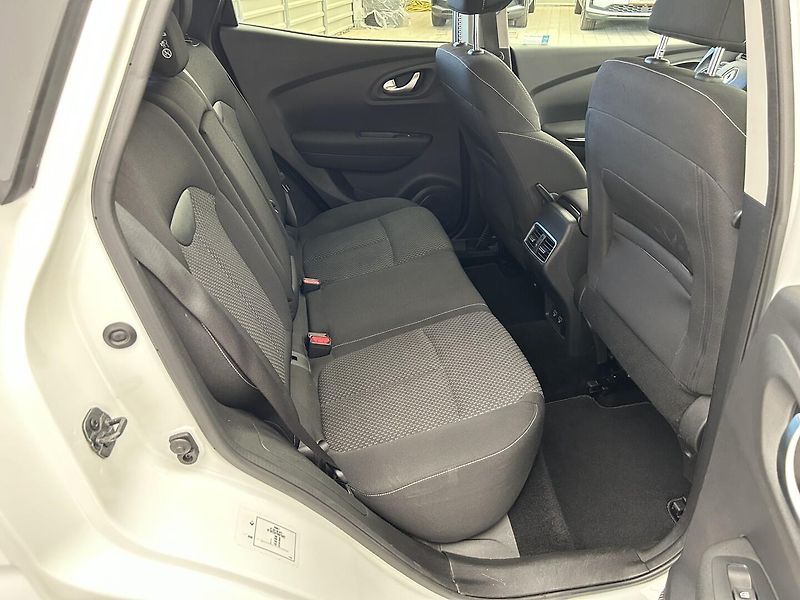Renault Kadjar 1.3 TCe Zen - fotka 23 z 27