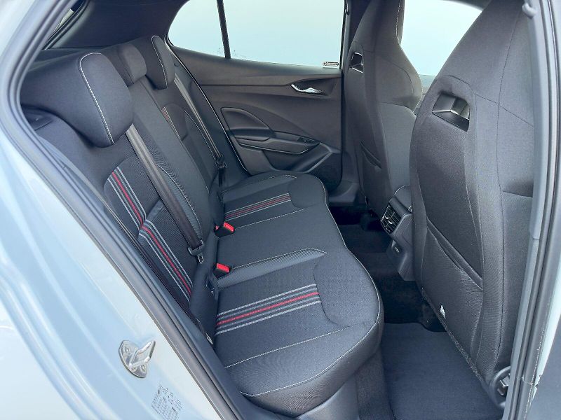 Škoda Fabia (2025) 1.0 TSI 85kW Monte Carlo - fotka 26 z 35