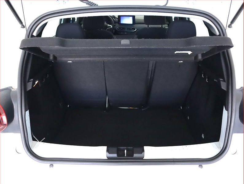 Dacia Sandero (2022) 1.0 SCe, Tempomat - fotka 14 z 18