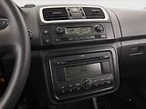 Škoda Fabia (2009) Elegance 1.6 16V, Tempomat - náhled 12