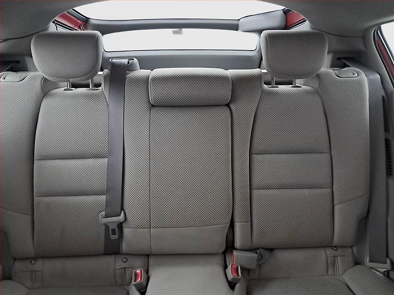 Honda Insight (2010) 1.3 IMA, Automat - fotka 10 z 18
