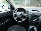 Škoda Octavia (2012) 1.6 TDI, Serv.kniha, po STK - náhled 7