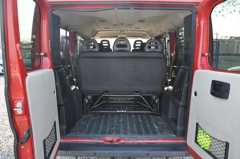 Peugeot Boxer 2.2HDi 96kW BUS 8.míst  - fotka 12 z 18