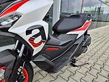 Aprilia SR GT 125 (2026) SPORT - AKČNÍ CENA - náhled 11