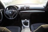 BMW Řada 1 (2007) 2.0 118i - náhled 22
