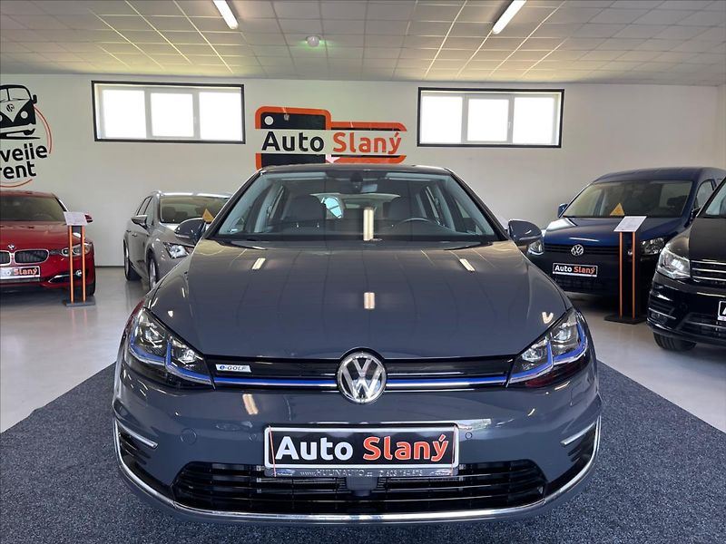 Volkswagen e-Golf 100kW,DPH,tep.čerpadlo - fotka 7 z 33