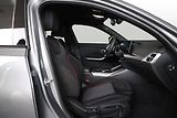 BMW Řada 3 330i xDrive Touring - náhled 18