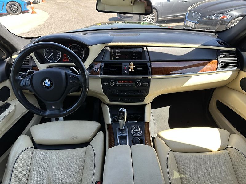 BMW X6 (2012) BMW X6 2012 - fotka 11 z 18