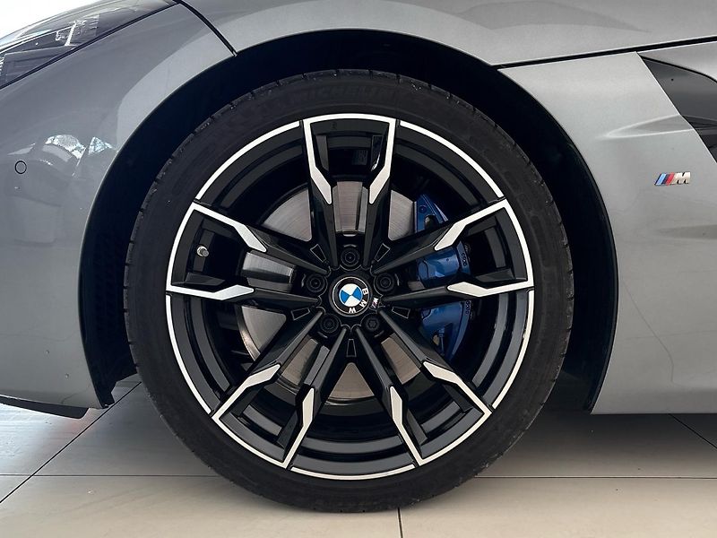 BMW Z4 (2026) M40i + Pakety - fotka 8 z 29