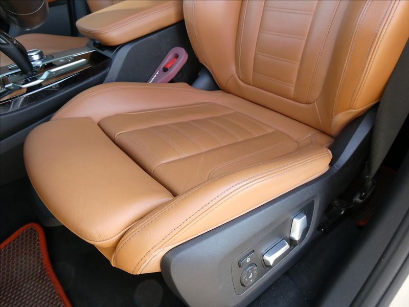 BMW X3 3,0 xDrive30d M-SPORT,2x kola - fotka 18 z 54