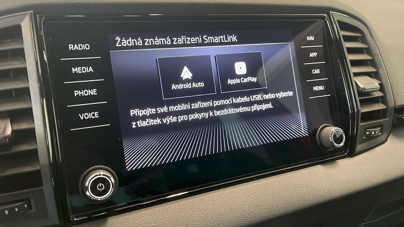 Škoda Karoq (2025) Sportline 1.5TSI 110kW - fotka 30 z 32