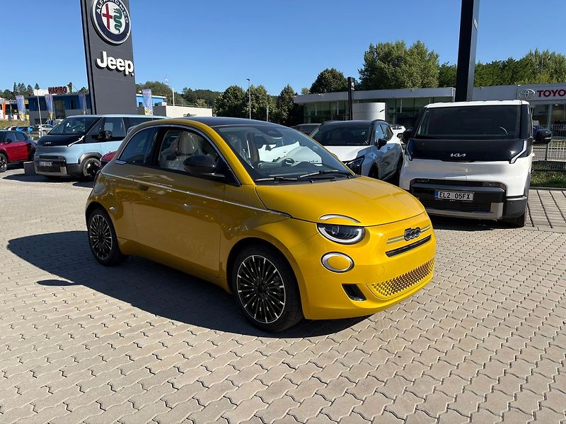 Fiat 500 (2026) Hybrid La Prima HB 1.0 BSG 65k - fotografie inzerátu