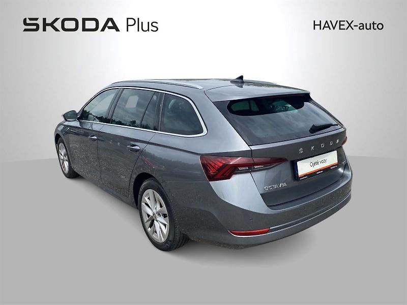 Škoda Octavia (2023) Combi 1.5 TSI ACT e-TEC DSG St - fotka 32 z 33