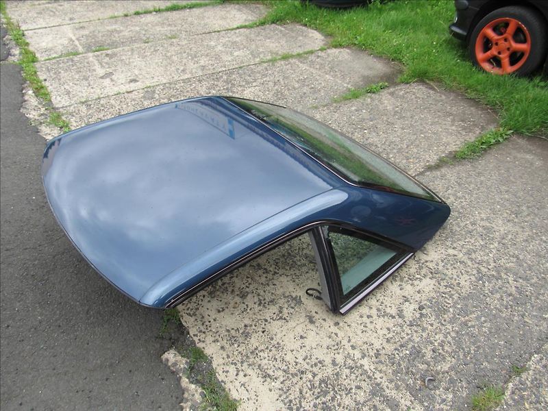 Mercedes-Benz SL 3,2 Hardtop-Cabrio - fotka 42 z 54