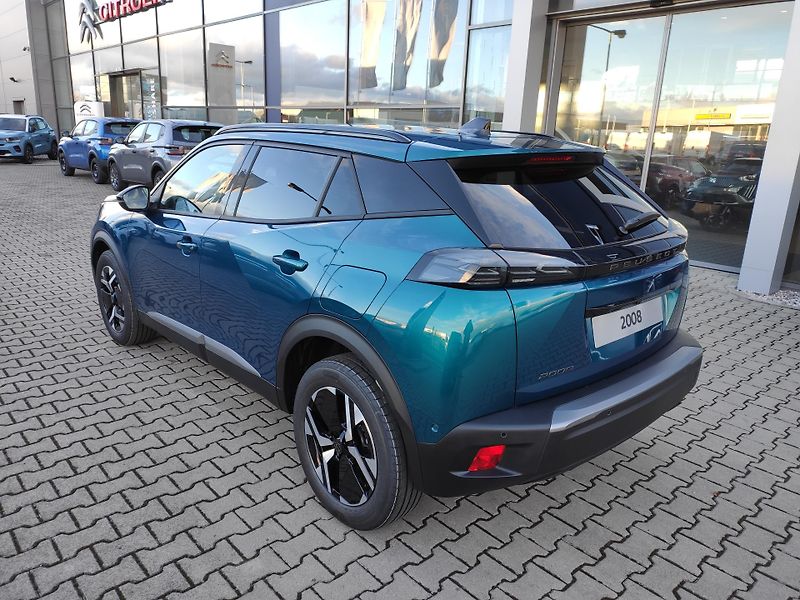 Peugeot 2008 (2026) ALLURE 1.2 100k MAN6 2x kamera - fotka 3 z 23