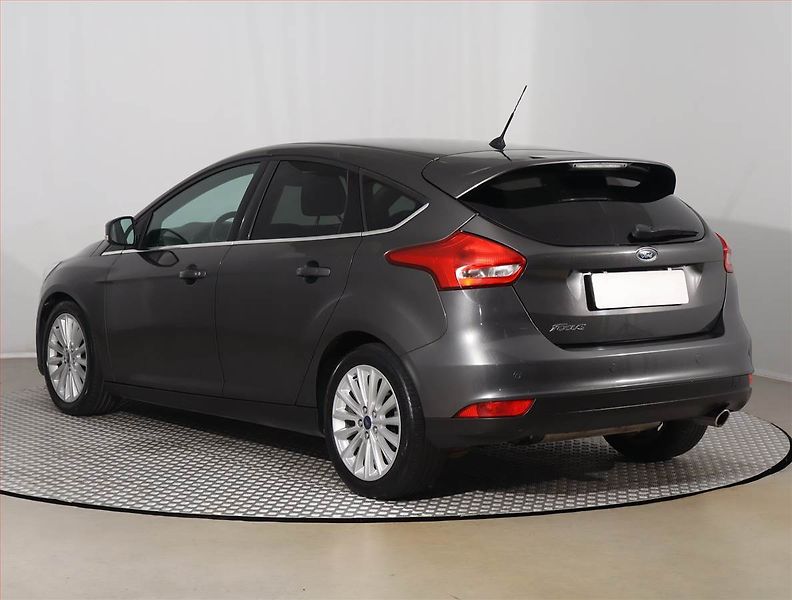 Ford Focus (2016) 2.0 TDCi, Eko.zaplacen - fotka 4 z 23