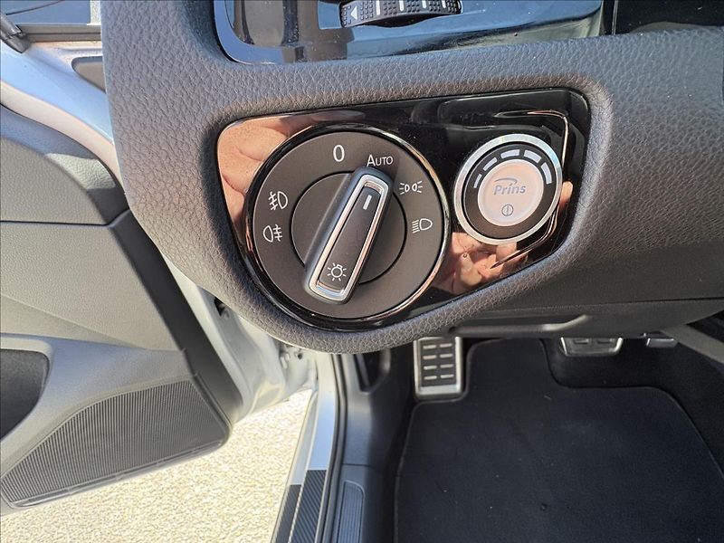 Volkswagen Golf 1,4 TSi92kW LPG,Highline,Servi - fotka 6 z 45