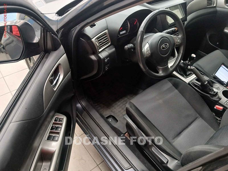 Subaru Impreza (2009) 2.0i 4x4, 2.maj, servis.kniha - fotka 3 z 3