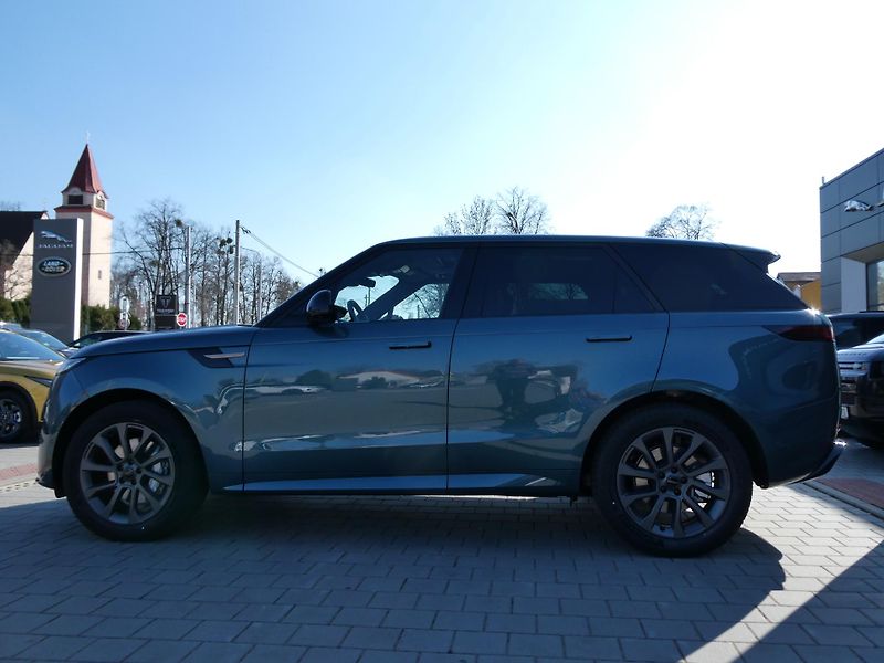Land Rover Range Rover Sport 3,0 Dynamic SE D250  - fotka 3 z 37