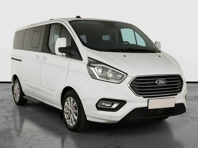Ford Tourneo Custom (2023) Titanium 2.0 EcoBlue mHEV, ČR - fotka 1 z 14
