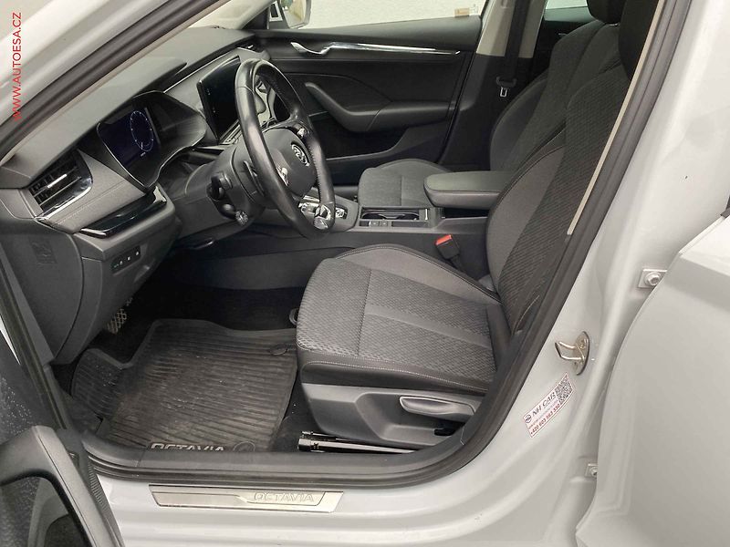 Škoda Octavia (2021) 2.0 TDi, ČR, Style, DSG, zmk - fotka 9 z 19